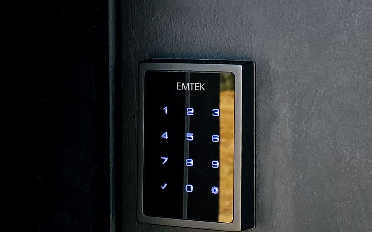 EMPowered Motorized Touchscreen Smart Keypad Deadbolt | Emtek EMPowered Motorized Touchscreen Smart Keypad Deadbolt | Emtek