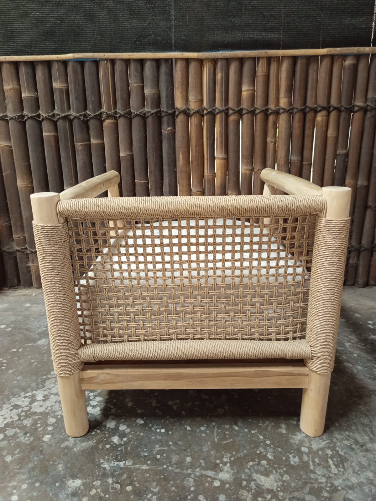SUPRI LOUNGER CHAIR 5