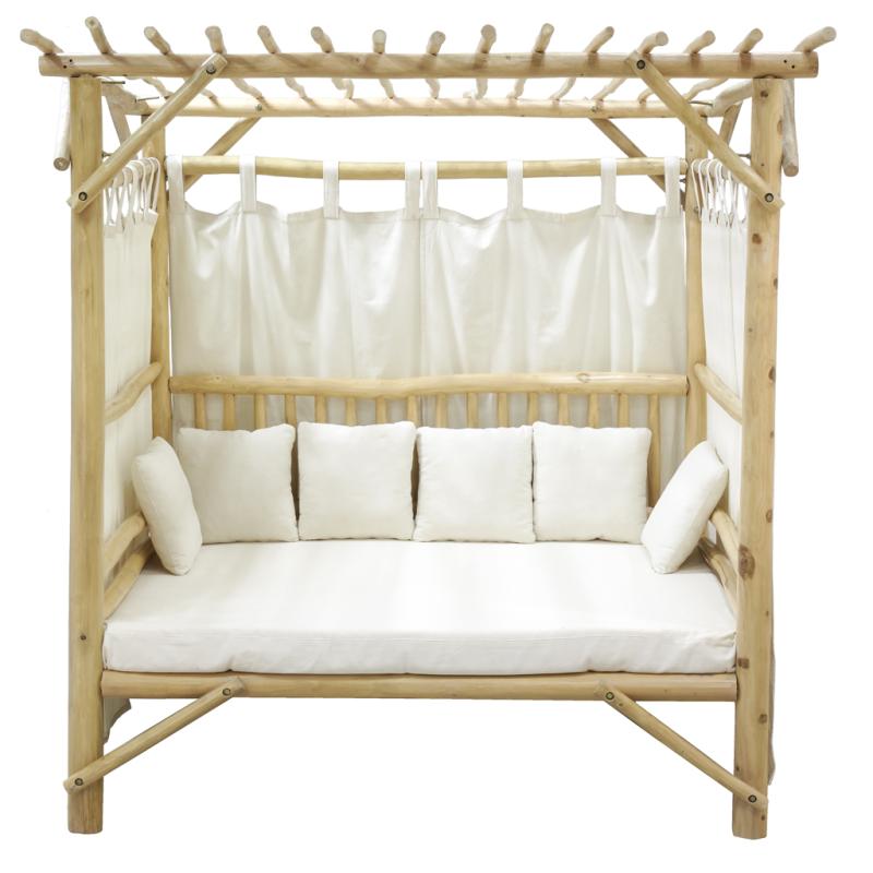OUTSIDE BED IN TEAK BRANCH