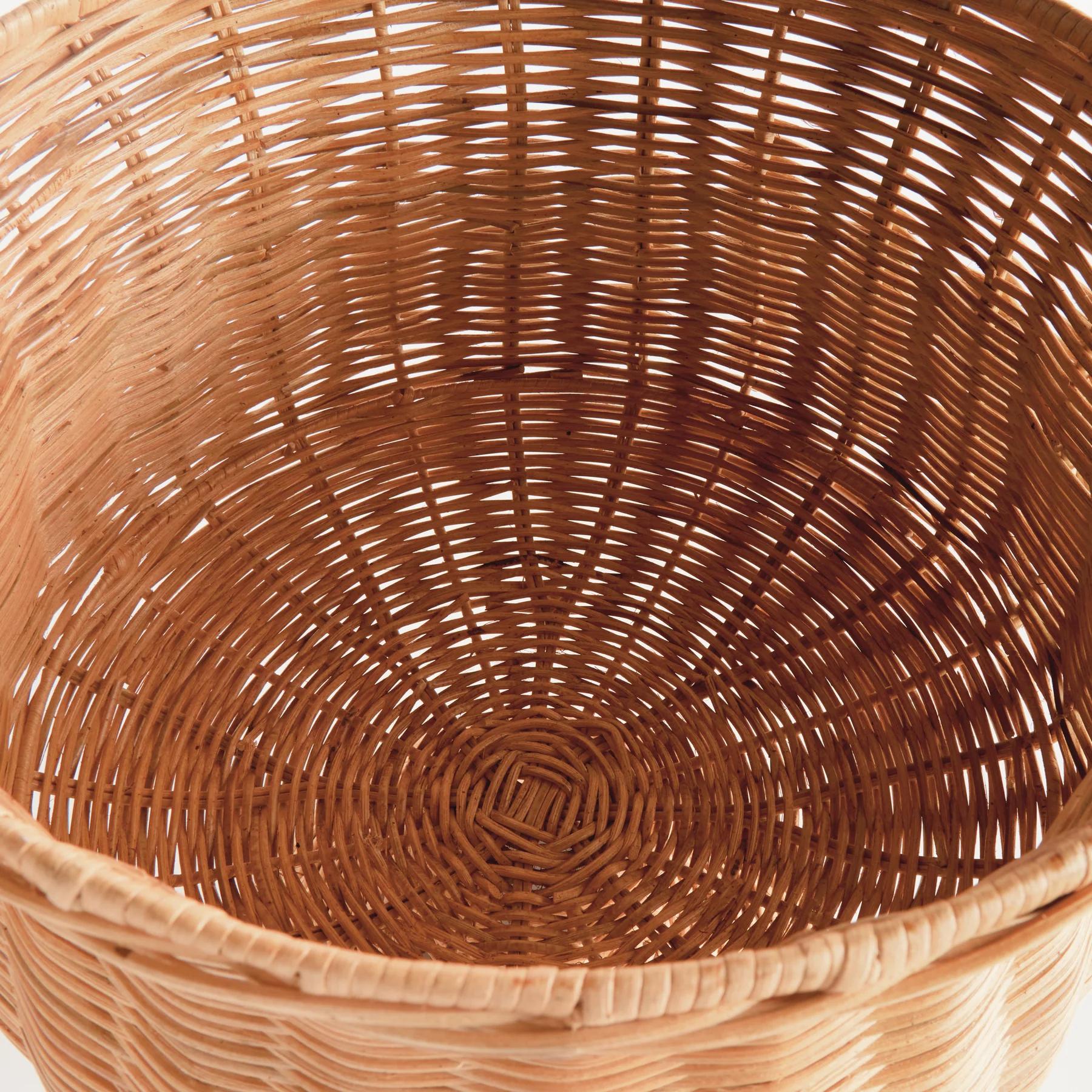 Handwoven Wide Rattan Footed Urn Vase 2