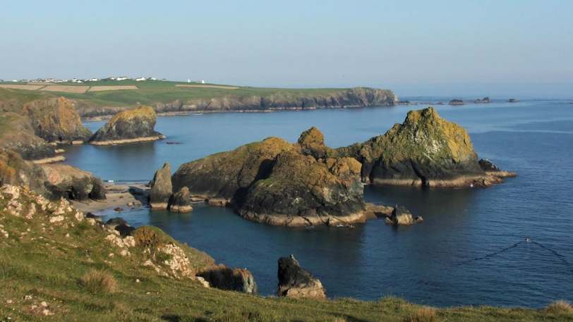 Walking the Lizard Peninsula — view 10