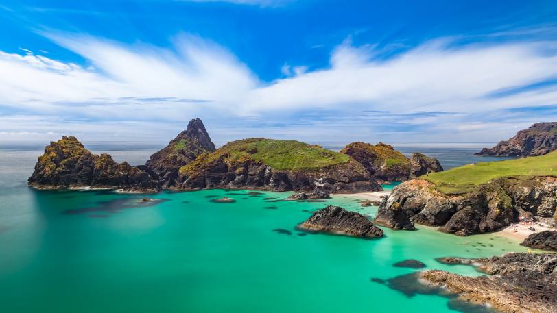 Walking the Lizard Peninsula — view 2