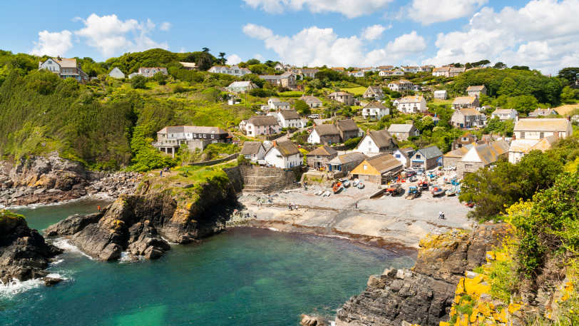Walking the Lizard Peninsula — view 8