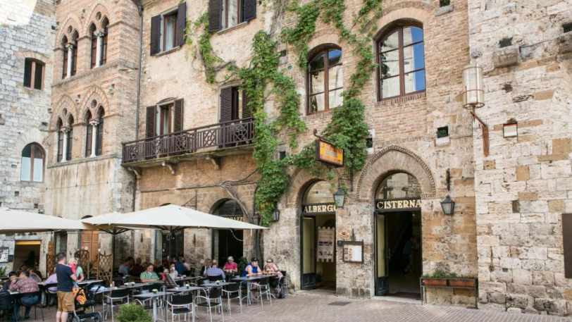 Hotel Cisterna external