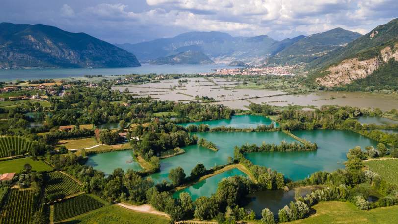 Cycling the Italian Lakes — view 2