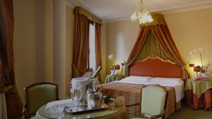HOTEL KETTE, VENICE (4 STAR)