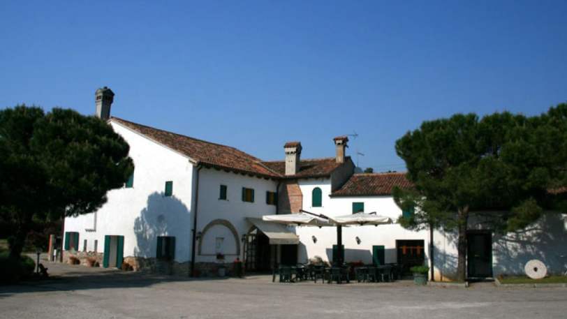 AGRITURISMO IL FEUDO, CORTELÀ