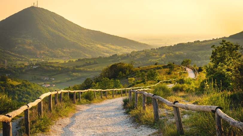 Walking in the Venetian Hills — view 4