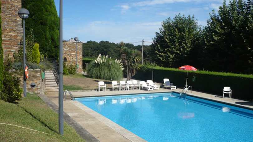 Pousada de Portomarin pool