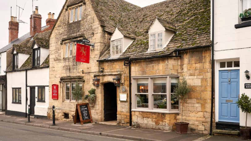 Lion Inn Exterior
