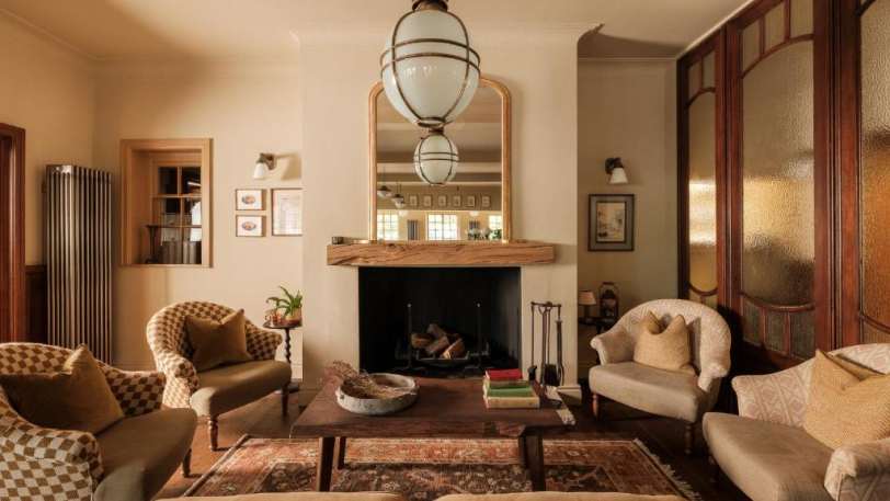 Lounge at The Royal George