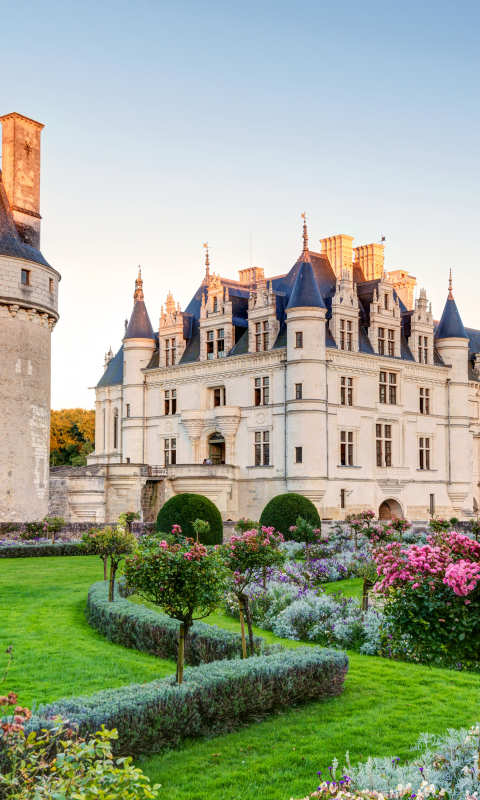 The Chateau de Chenonceau, France. This castle is located near the small village of Chenonceaux in the Loire Valley, was built in the 15-16 centuries