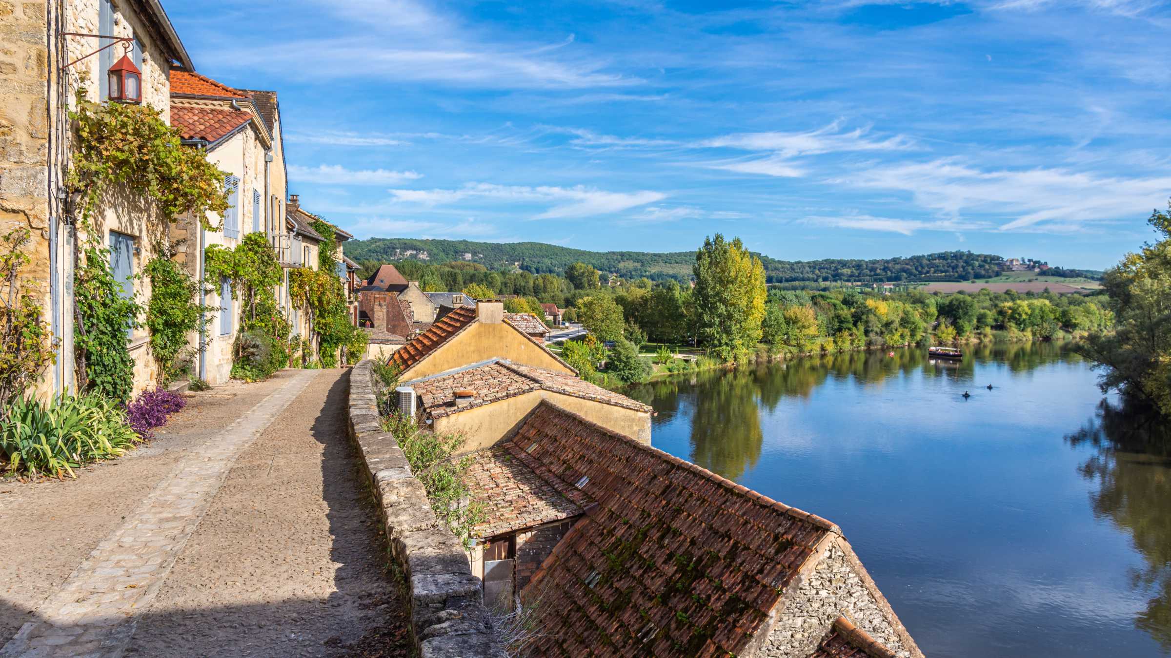 At Montignac