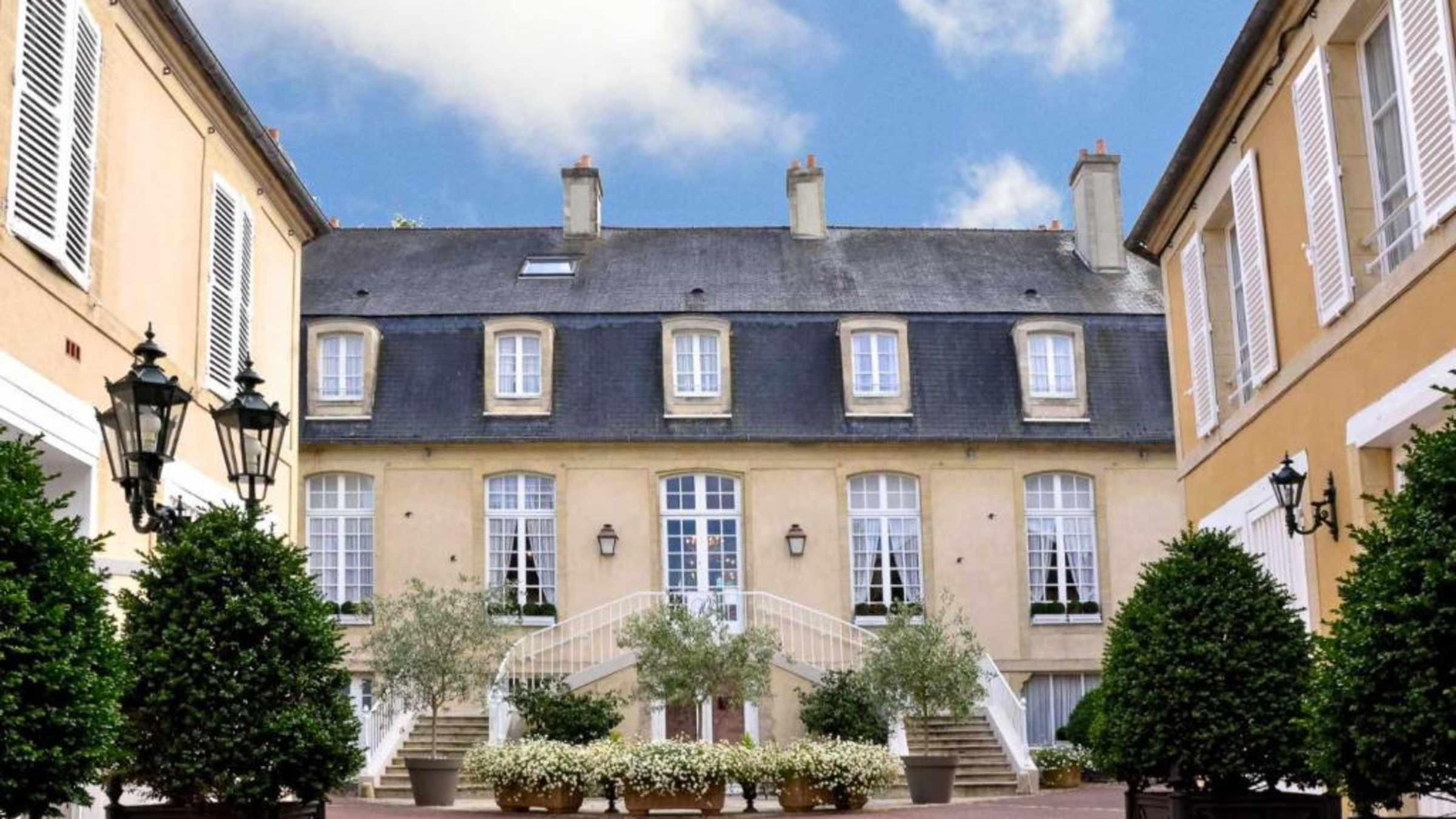 Arrival in Bayeux