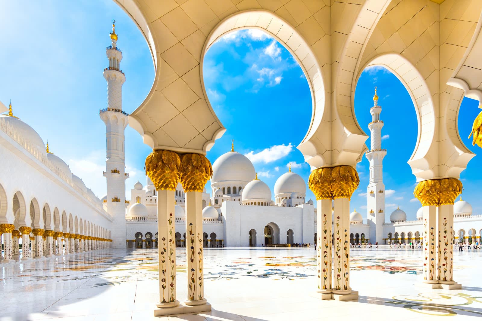 Sheikh Zayed Mosque in Abu Dhabi