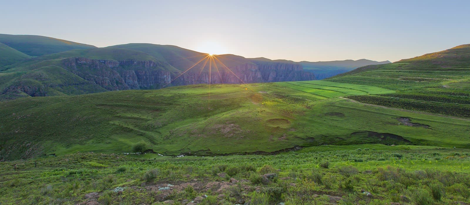 Lesotho Tours with Enchanting Travels take you one thousand meters above sea level to see spectacular scenery and relics of bygone eras.