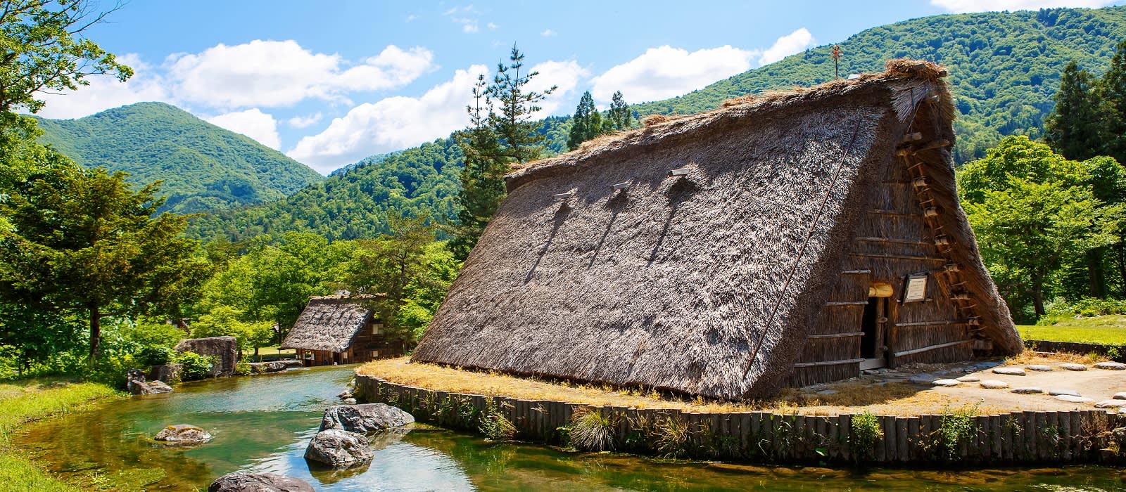 Historic houses in Japan's Shirakawa-go - Enchanting Travels Top 10 UNESCO World Heritage sites in 2019