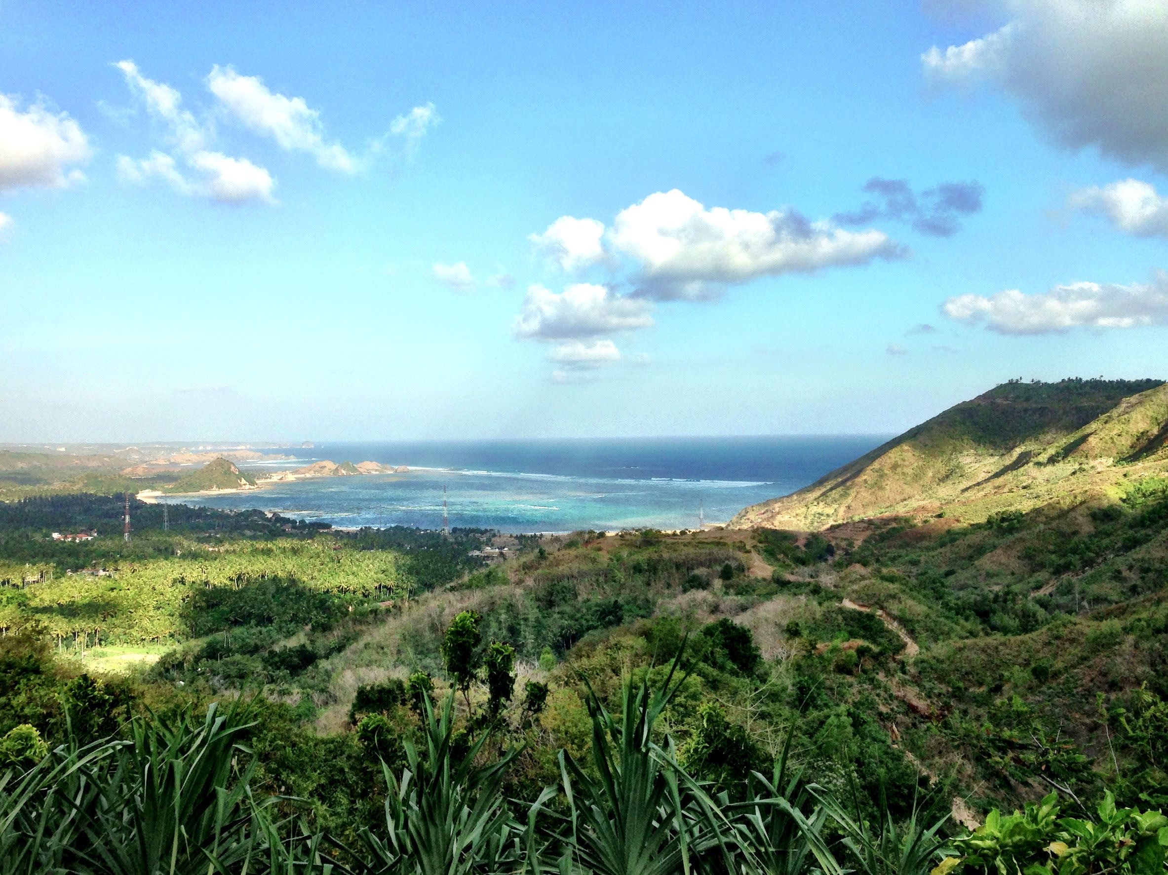 Auf Lombok erwarten Sie sattgrüne Landschaften und zauberhafte Ausblicke