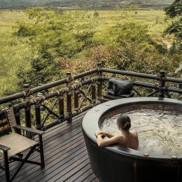 Whirlpool im Freien, Four Seasons Tented Camp, Golden Triangle Hotel in Chiang Saen, Thailand