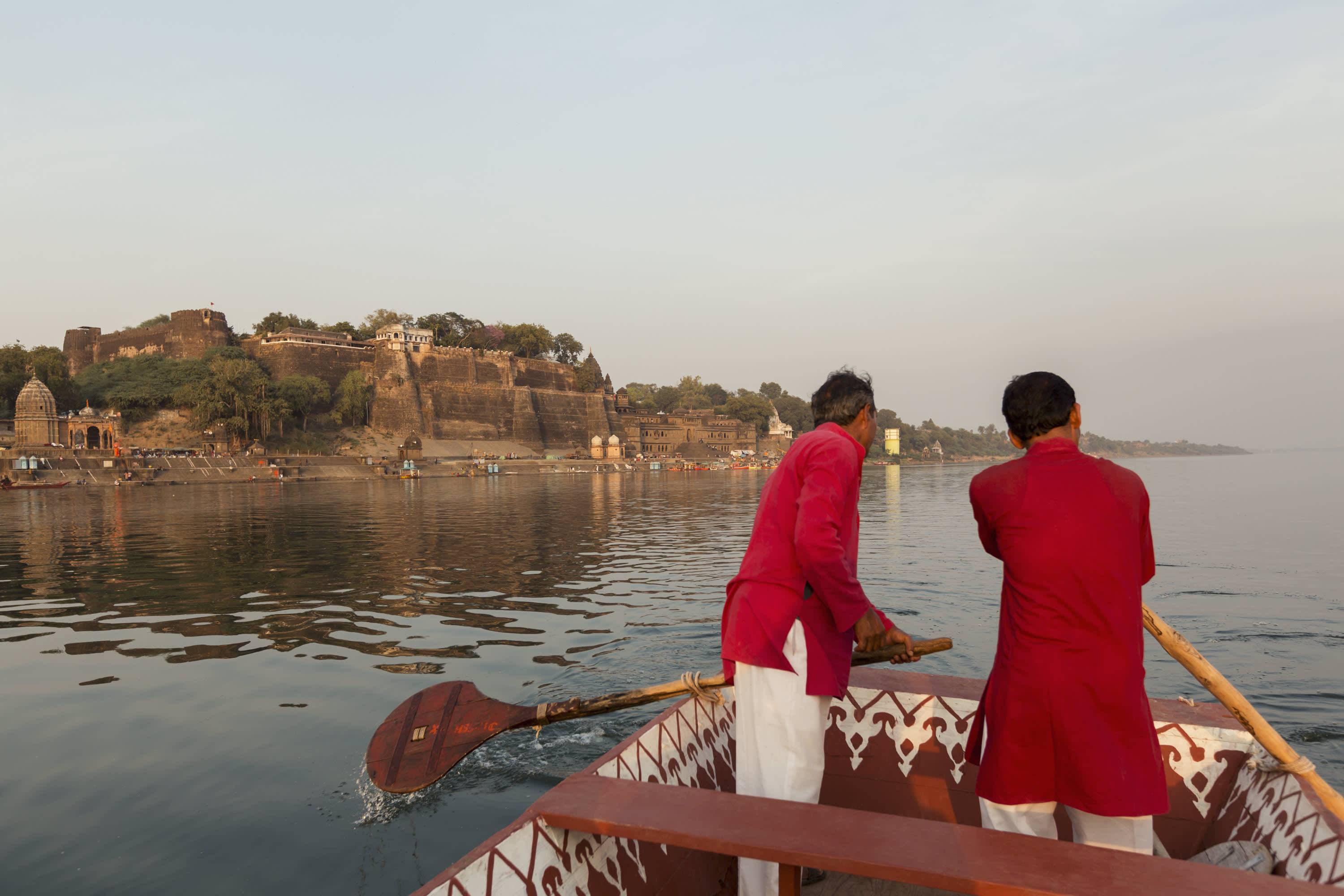 Bootsfahrt auf dem Narmada-Fluss