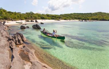 Enchanting-Travels-Mozambique-Tours-Lake-Malawi-Nkwichi-Lodge-Boat-Guide