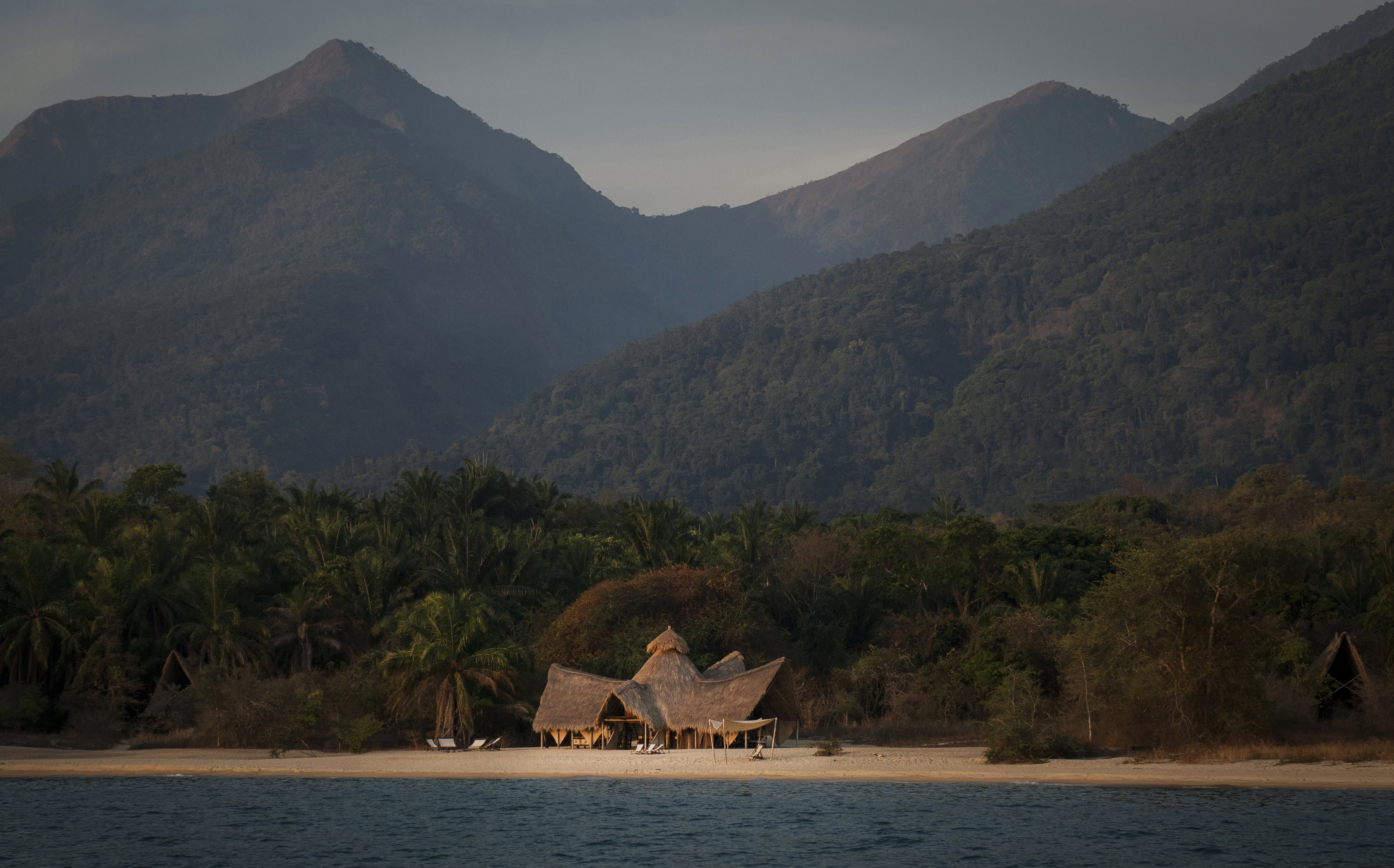 Mahale Mountain Nationalpark mit dem Greystoke Mahale