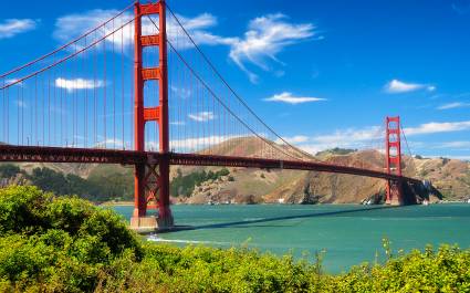 Golden gate bridge vivid day landscape, San Francisco