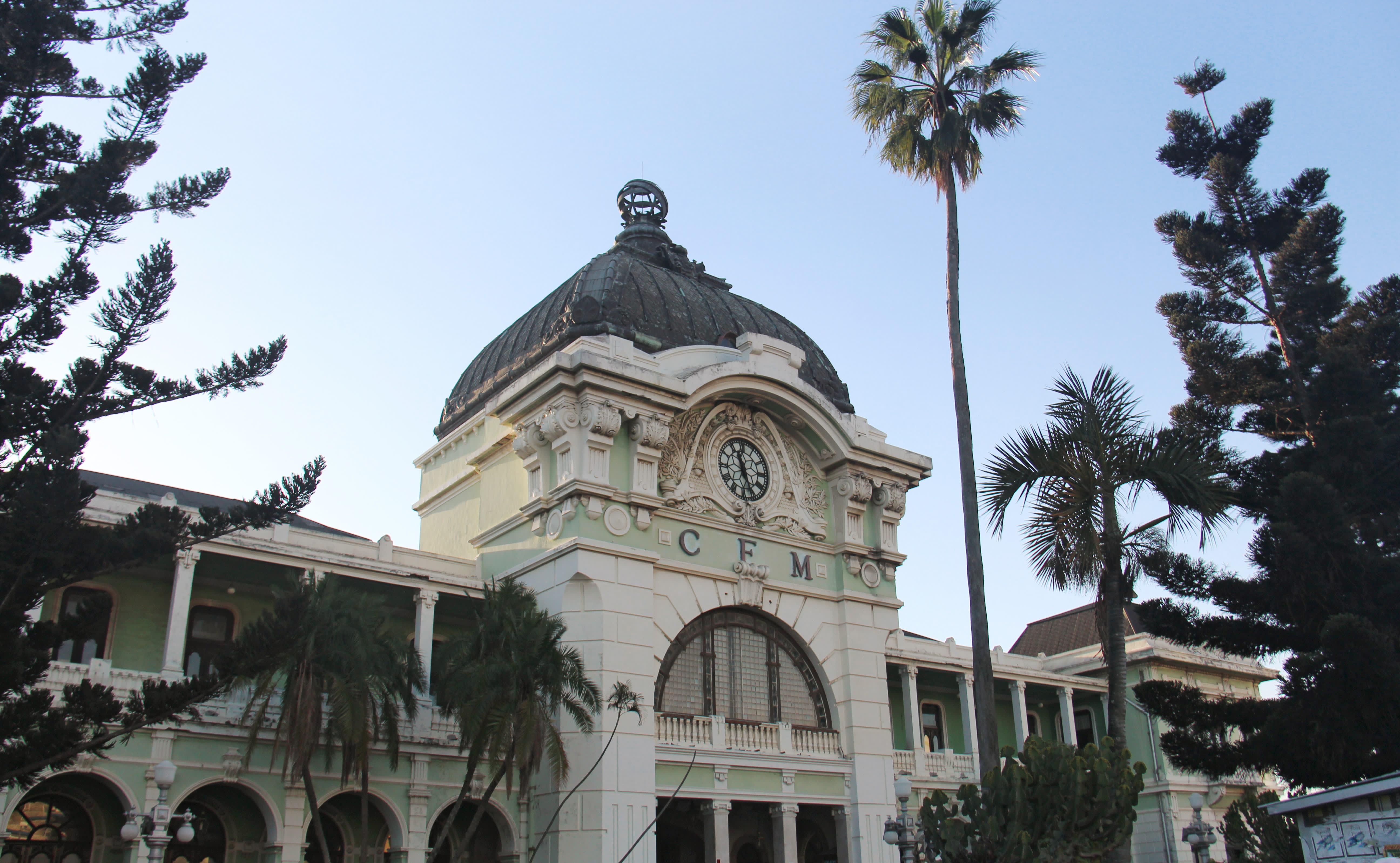 Der von Eiffel entworfene Bahnhof in Maputo - eine der wichtigsten Mosambik Sehenswürdigkeiten