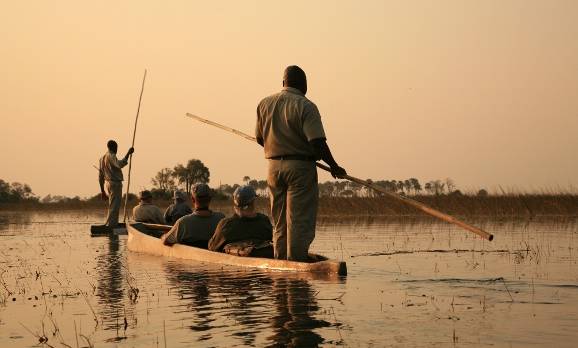 Kanusafari im Okavango Delta