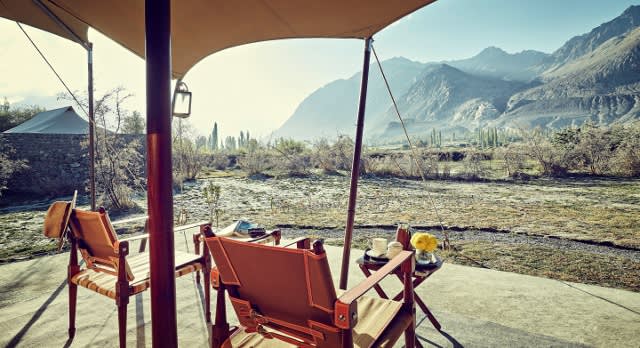 enchanting-travels-the-ultimate-travelling-club-leh