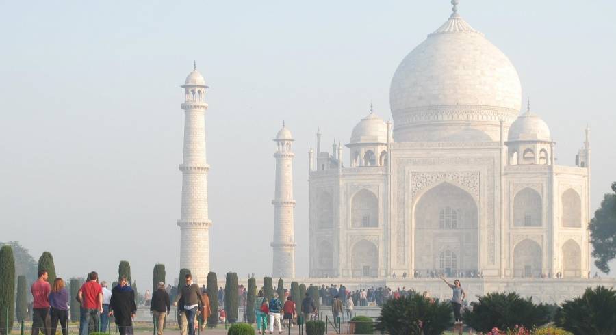 Beautiful Taj Mahal at dawn