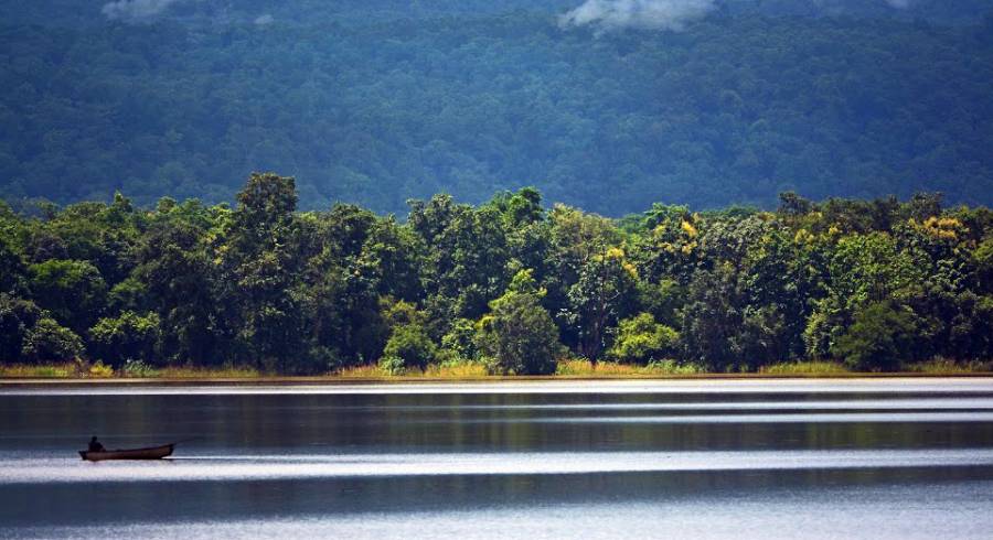 Water safari in Satpura