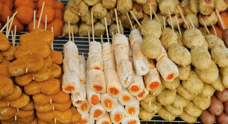 Südostasiatisches Street Food: Snacks in Penang, Malaysia