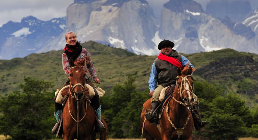 chile travel groups