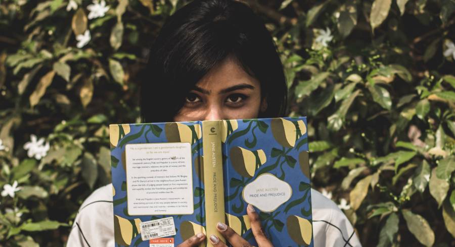 In 22 Büchern um die Welt – Reisebuch-Tipps unserer Experten