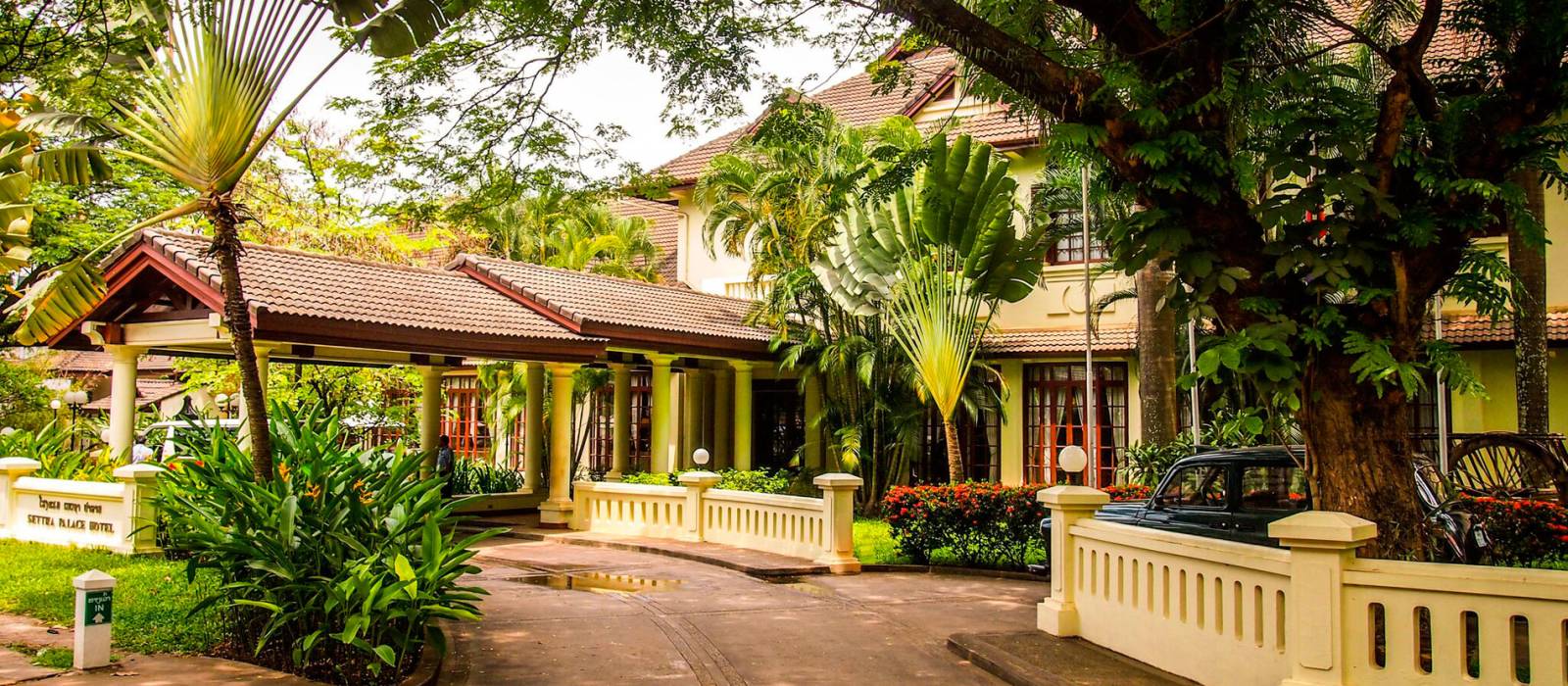 Settha Palace Hotel | Enchanting Travels