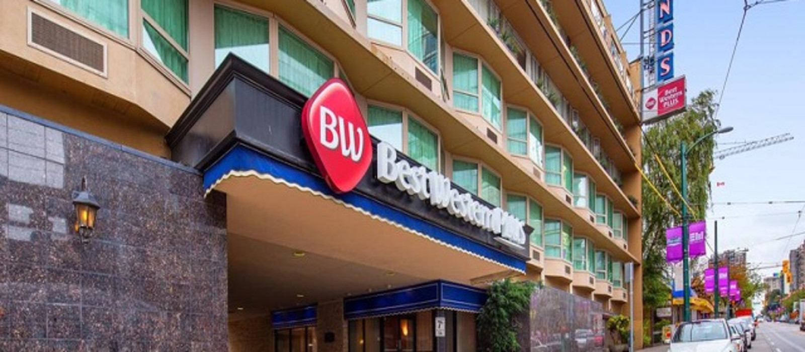 Best Western Plus Sands Hotel in Canada | ENCHANTING TRAVELS