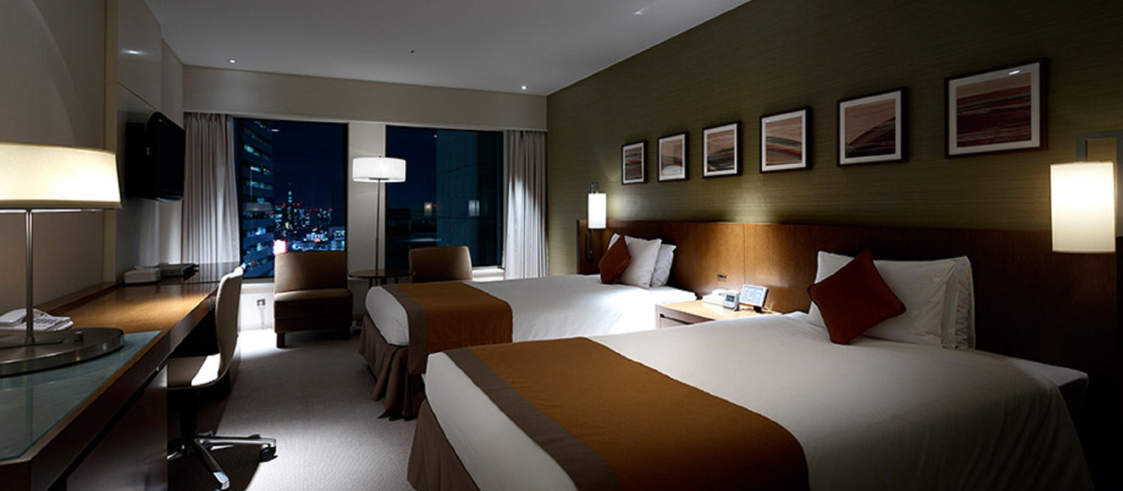 Keio Plaza Hotel in Japan | ENCHANTING TRAVELS