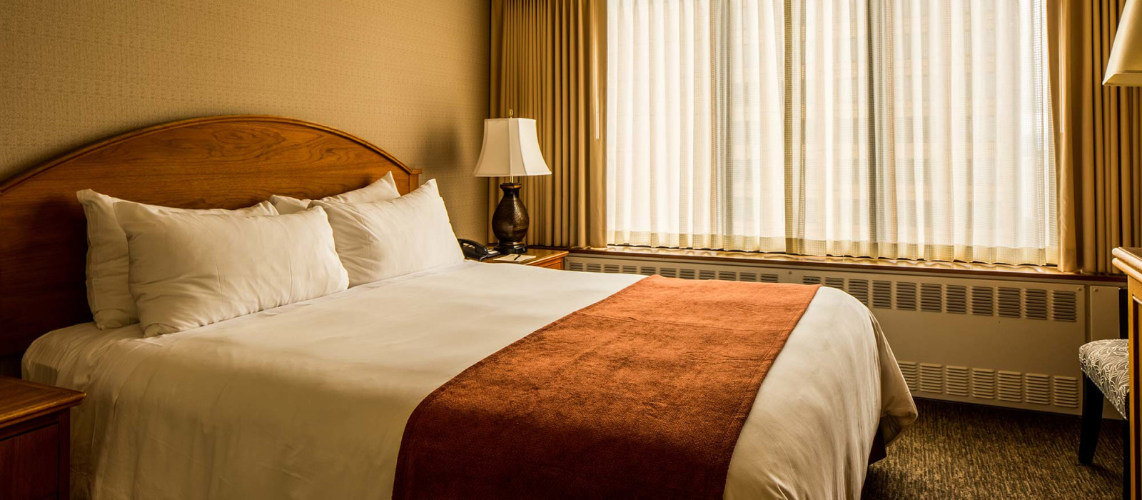 Captain Cook Hotel | Enchanting Travels