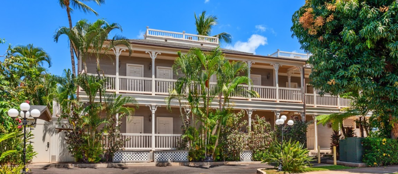 Plantation Inn Hotel in Hawaii | ENCHANTING TRAVELS
