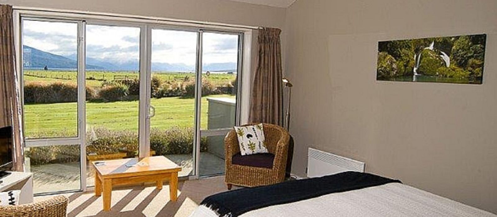 Dunluce Bed & Breakfast Hotel in New Zealand ENCHANTING TRAVELS
