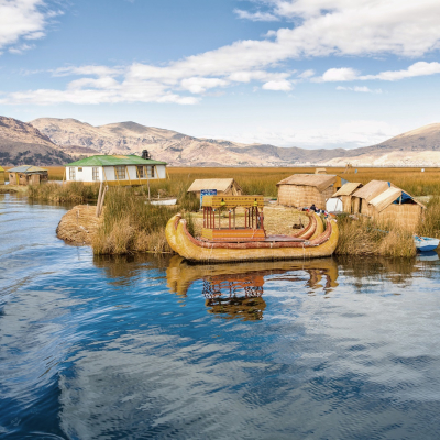 Puno-Traditional-Reed-boat lakeTiticaca-Peru-Uros-South-America