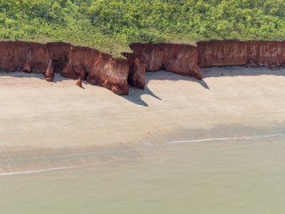 Kystklipper nær Finnis River Mouth, Darwin, Northern Territory, Australien