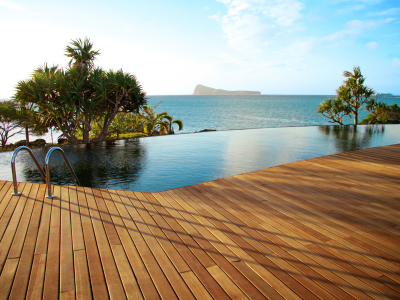 Infinity pool, Paradise Cove