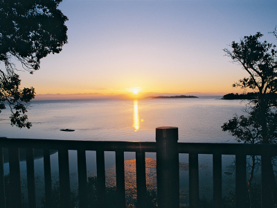 Tigh-Na-Mara Seaside Spa Resort