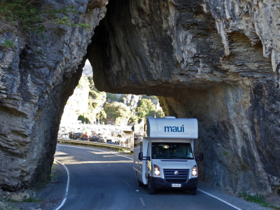 new_zealand_-_autocamper_-_maui_-_beach_-_outdoor_16.jpg