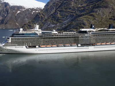 rsz_celebrity-solstice-alaska_shipexterior_tracyarmfjo-recut2