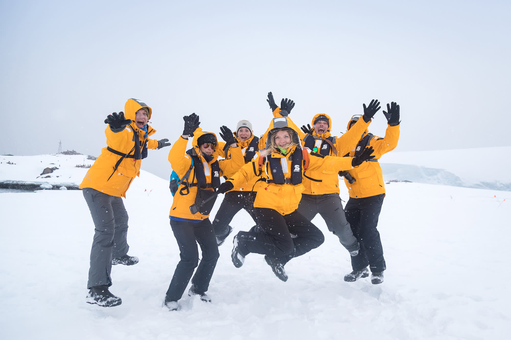 Antarctic Peninsula: Crossing the Circle