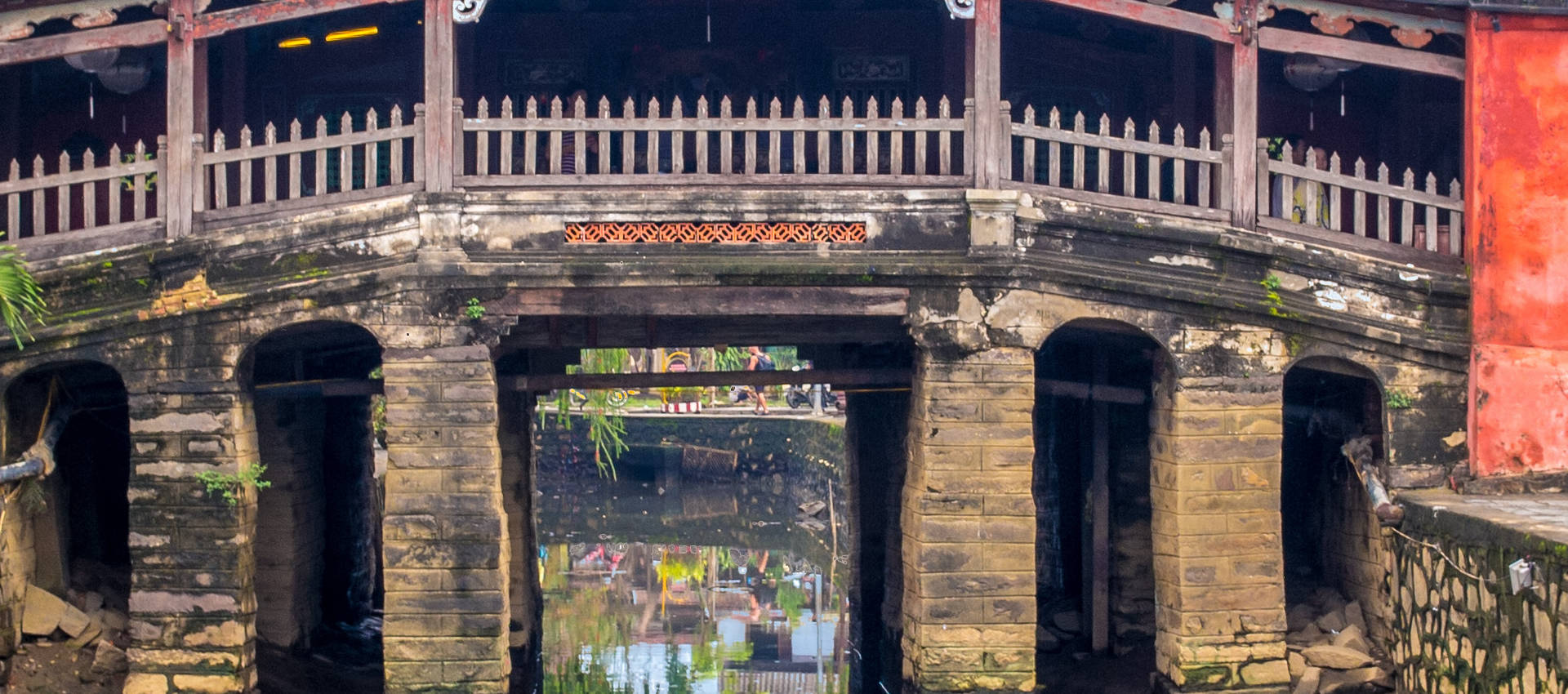 Reviews carousel image