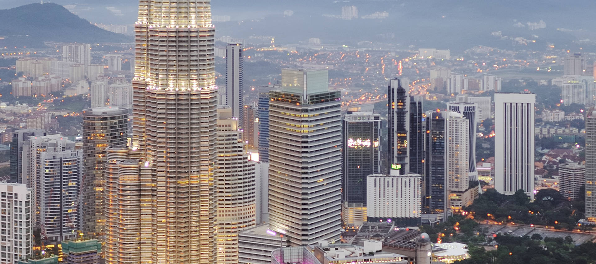 Reviews carousel image